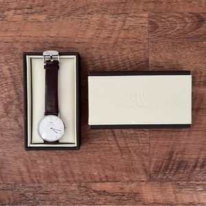 Daniel Wellington Watch - Brown Leather & Silver Hardware